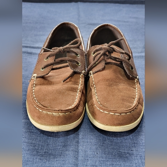 Old Navy classic brown suede loafer tie shoes - Picture 3 of 8